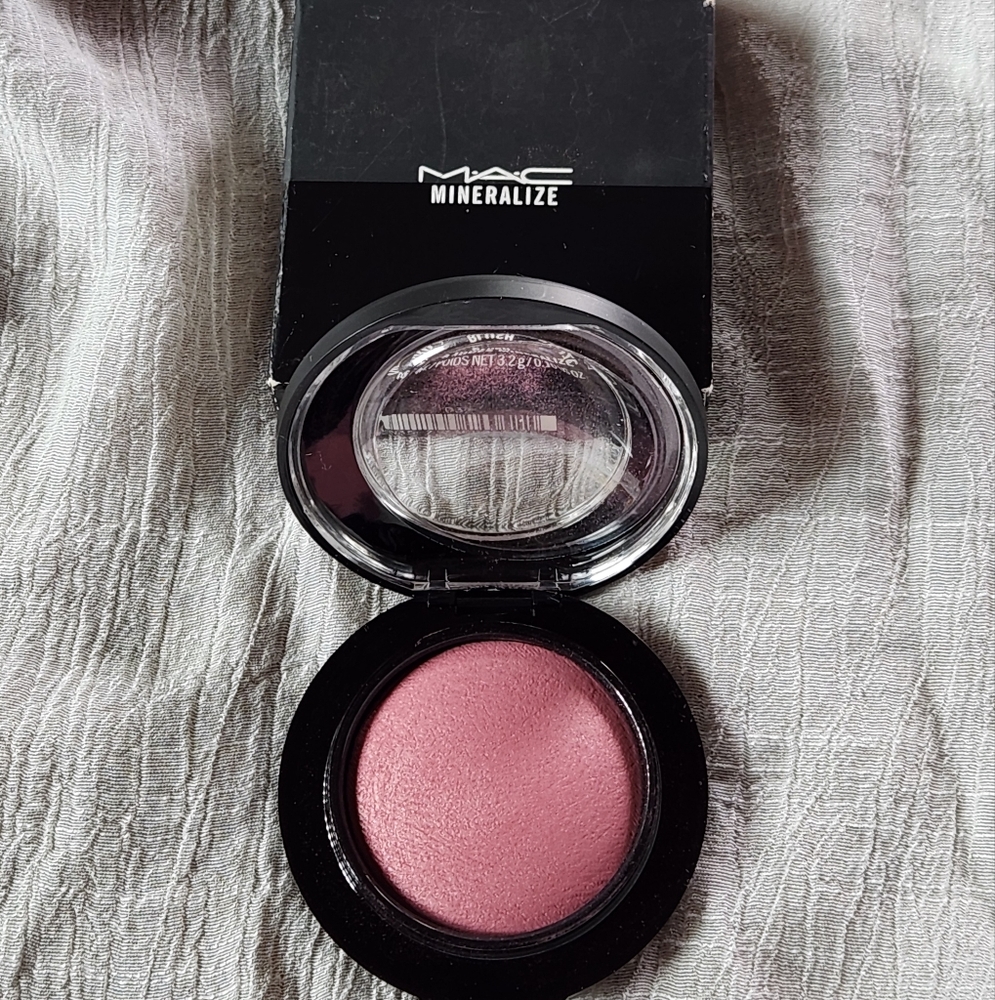 Mac Mineralize Blush